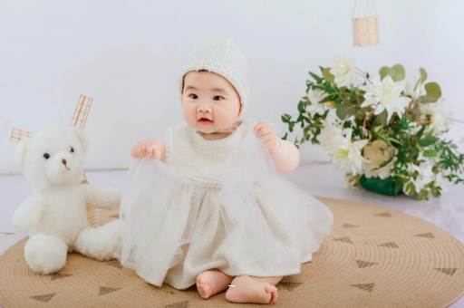 余姚宝宝几个月抬头