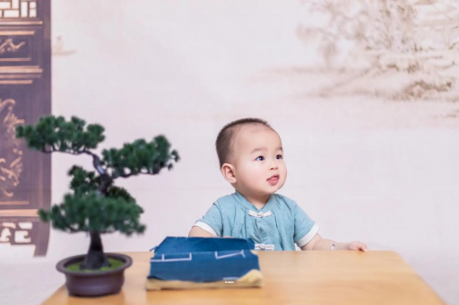 余姚宝宝6个月可以坐吗 余姚宝宝6个月可以坐吗